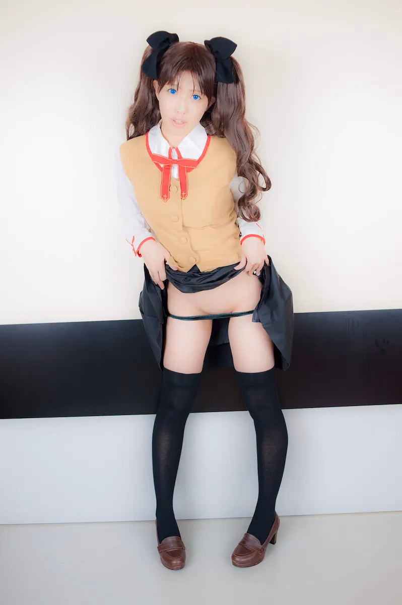 Tsuyato as Rin Tohsaka — cosplay photo 155 of 788