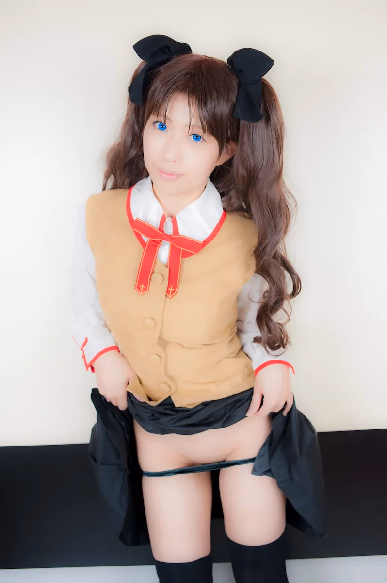 Tsuyato as Rin Tohsaka — cosplay photo 161 of 788