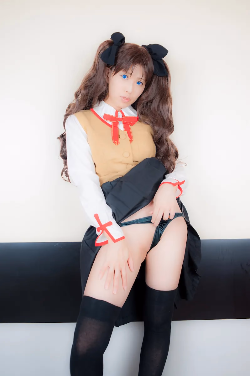 Tsuyato as Rin Tohsaka — cosplay photo 180 of 788