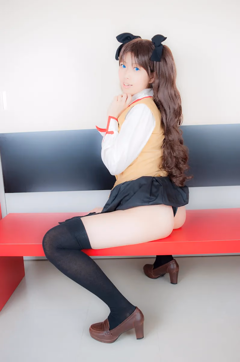 Tsuyato as Rin Tohsaka — cosplay photo 233 of 788