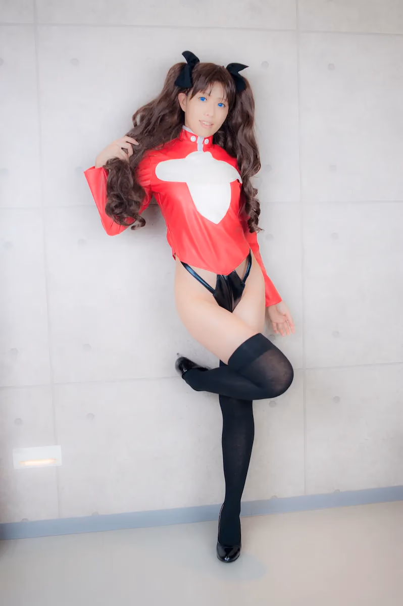 Tsuyato as Rin Tohsaka — cosplay photo 395 of 788
