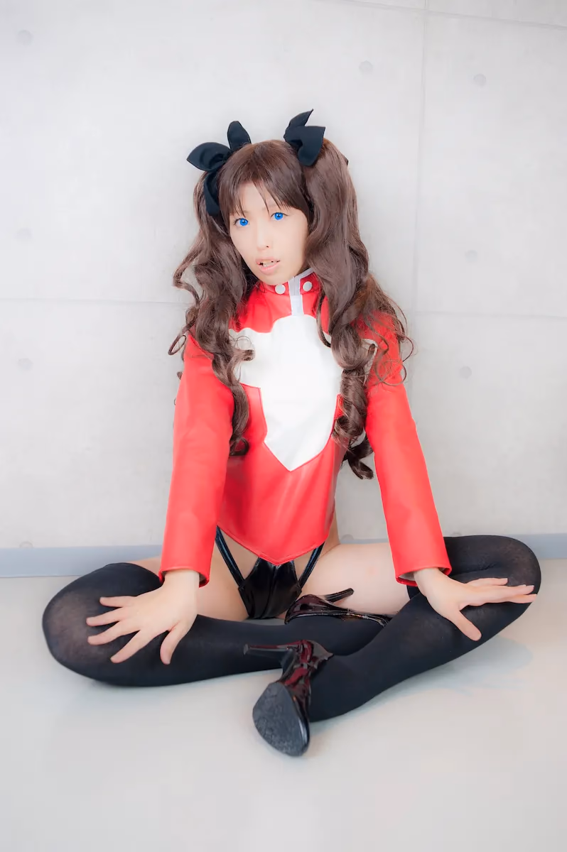 Tsuyato as Rin Tohsaka — cosplay photo 466 of 788