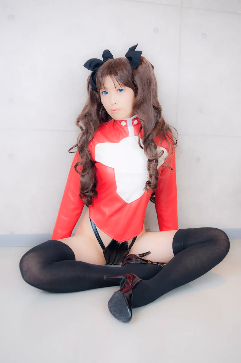 Tsuyato as Rin Tohsaka — cosplay photo 468 of 788
