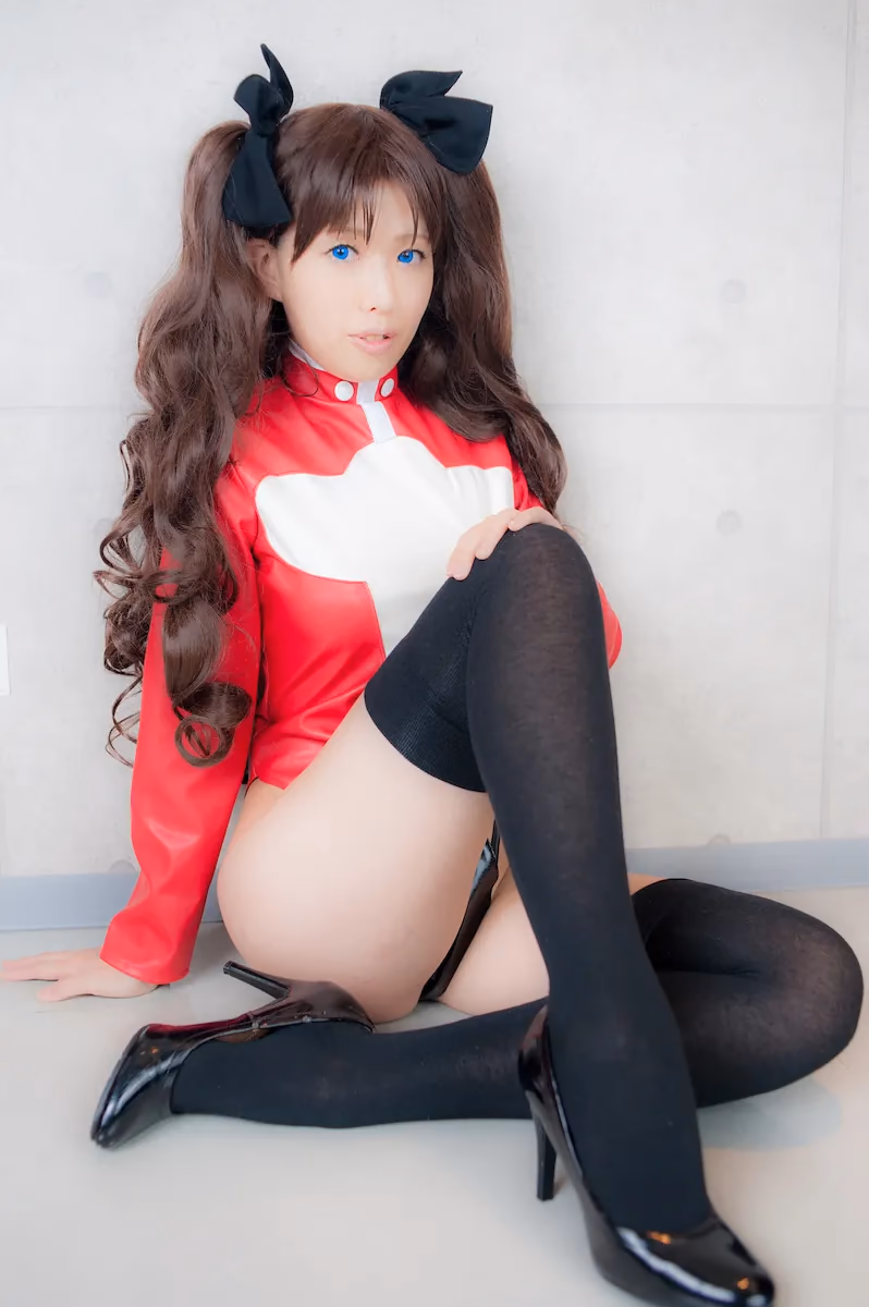 Tsuyato as Rin Tohsaka — cosplay photo 472 of 788