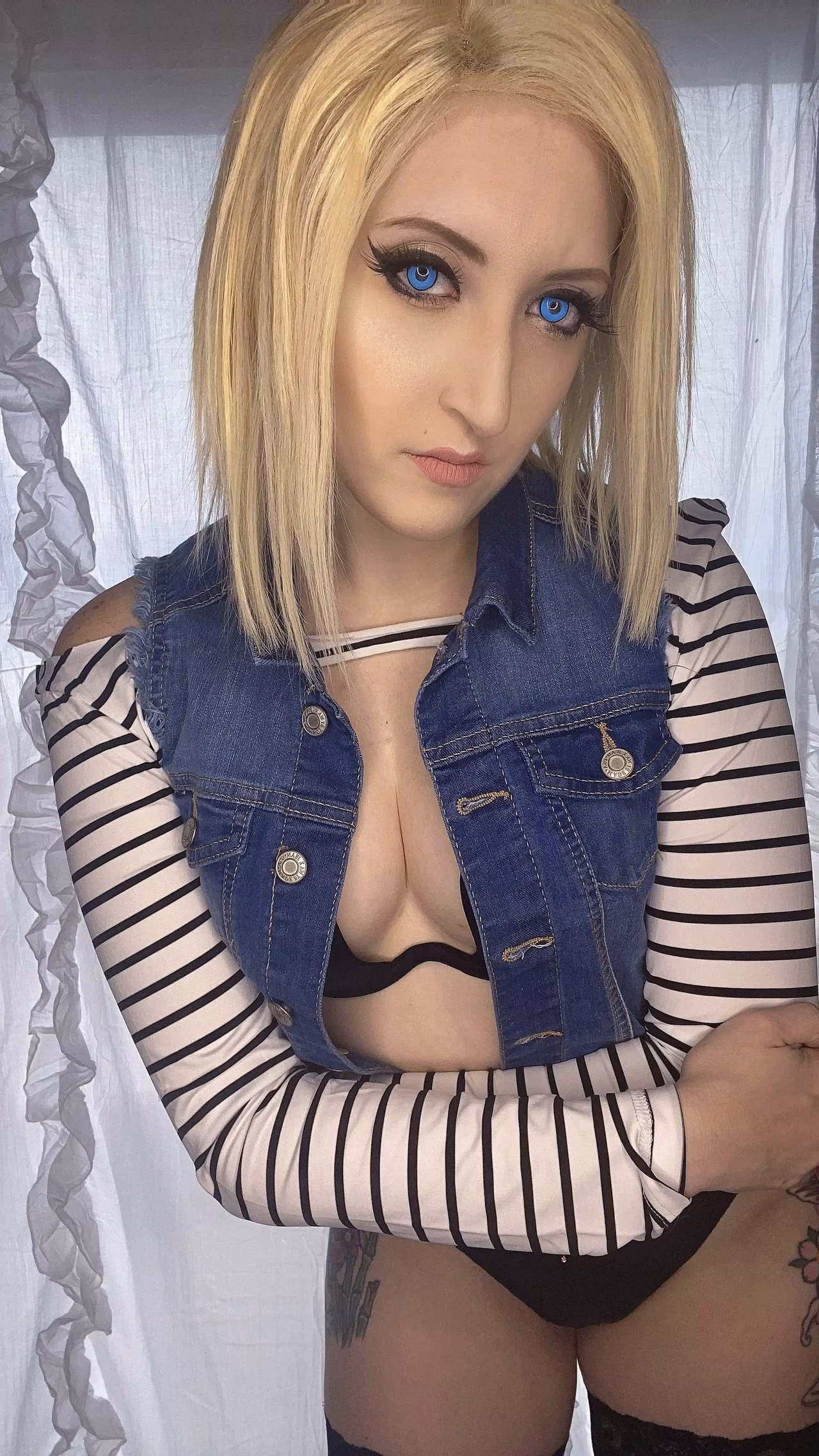 Vamplette as Android 18 — cosplay photo 24 of 29