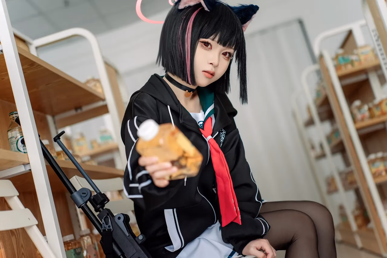 VectorFish as Kazusa Kyoyama — cosplay photo 5 of 18