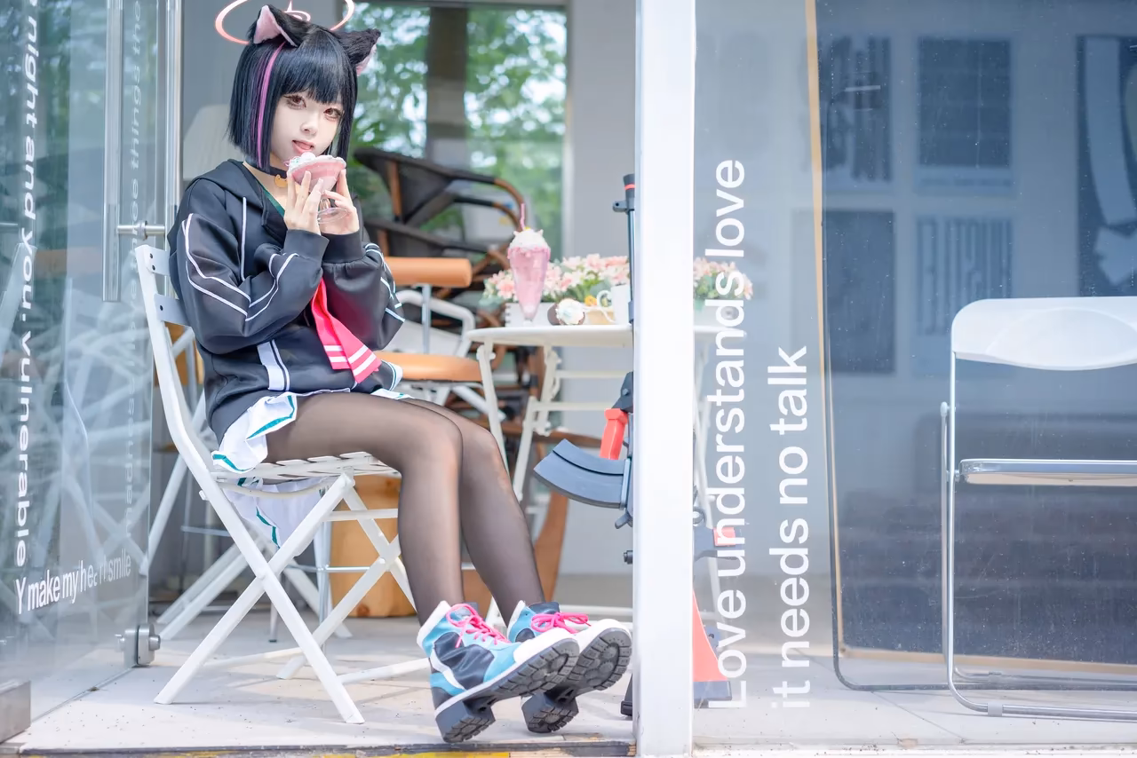 VectorFish as Kazusa Kyoyama — cosplay photo 8 of 18