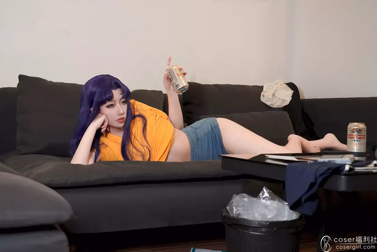 Walküre as Misato Katsuragi — cosplay photo 20 of 40
