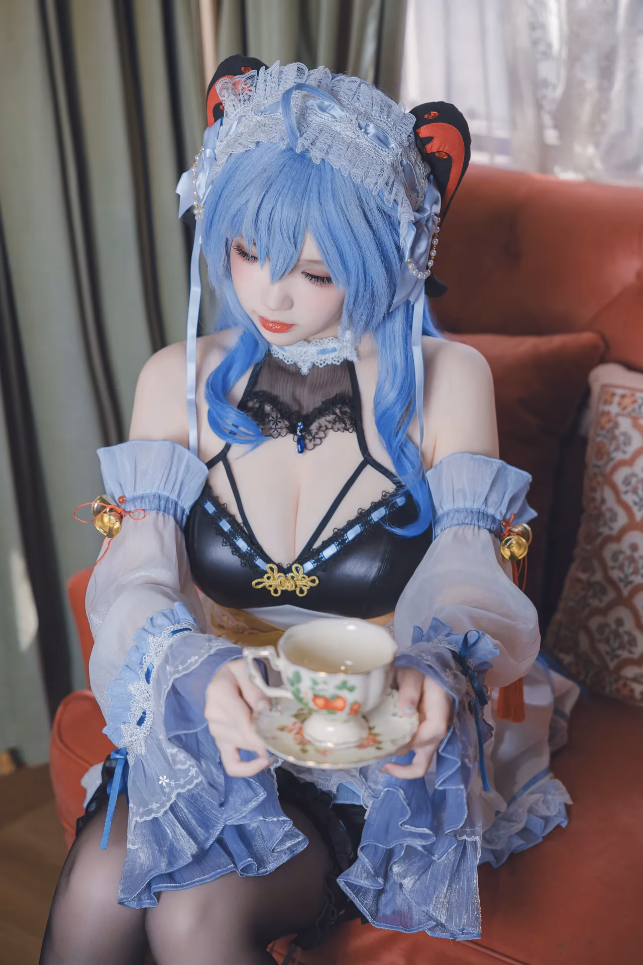 Yuki Astra as Ganyu — cosplay photo 8 of 31
