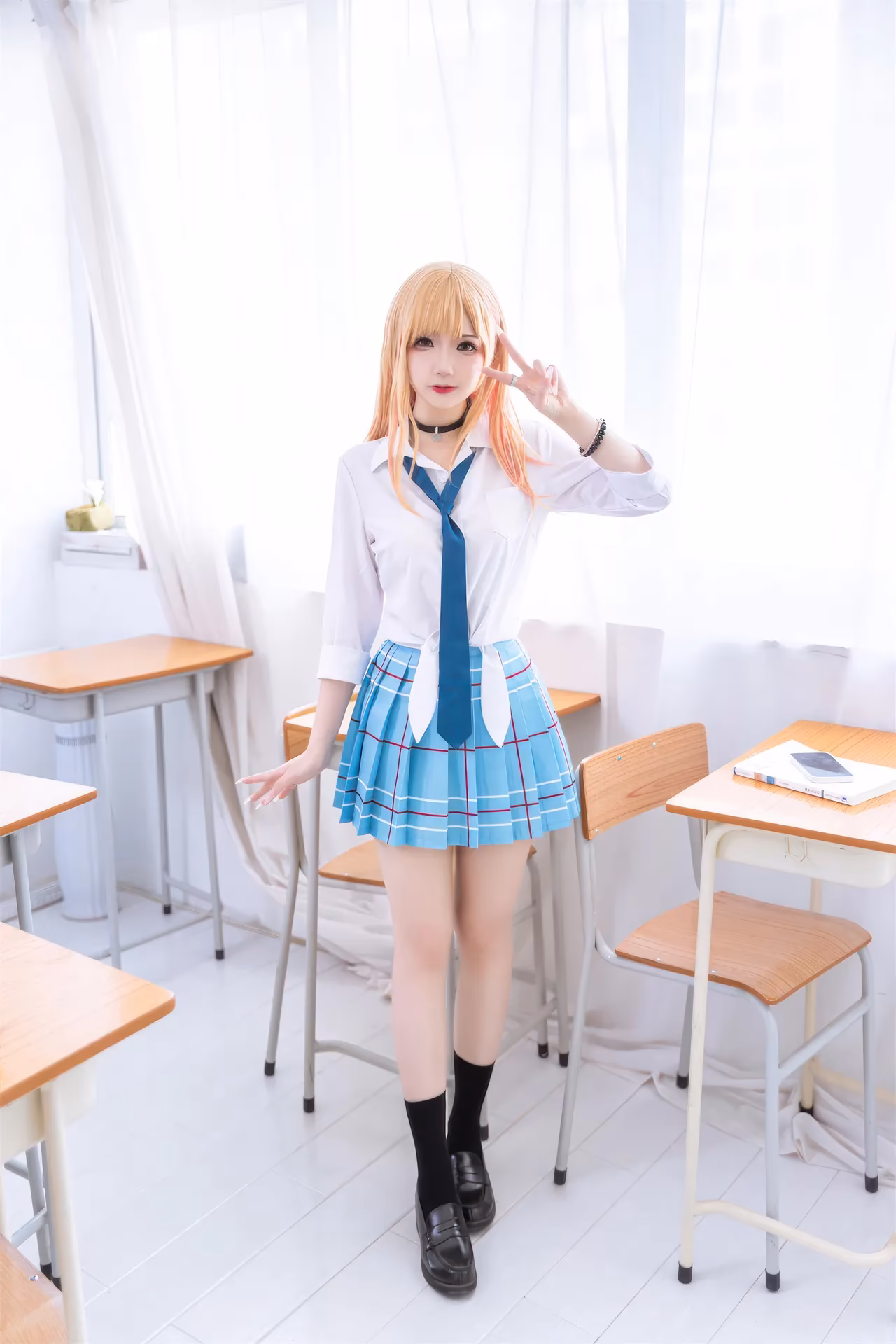 Yuki Astra as Marin Kitagawa — cosplay photo 34 of 44