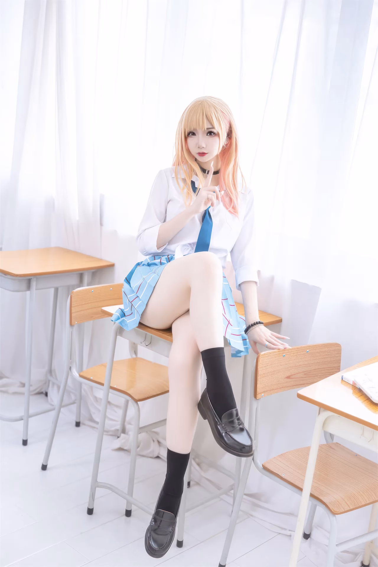 Yuki Astra as Marin Kitagawa — cosplay photo 37 of 44