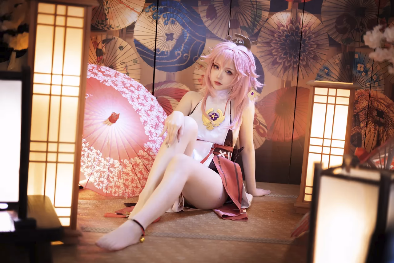 Yuki Astra as Yae Miko — cosplay photo 2 of 60