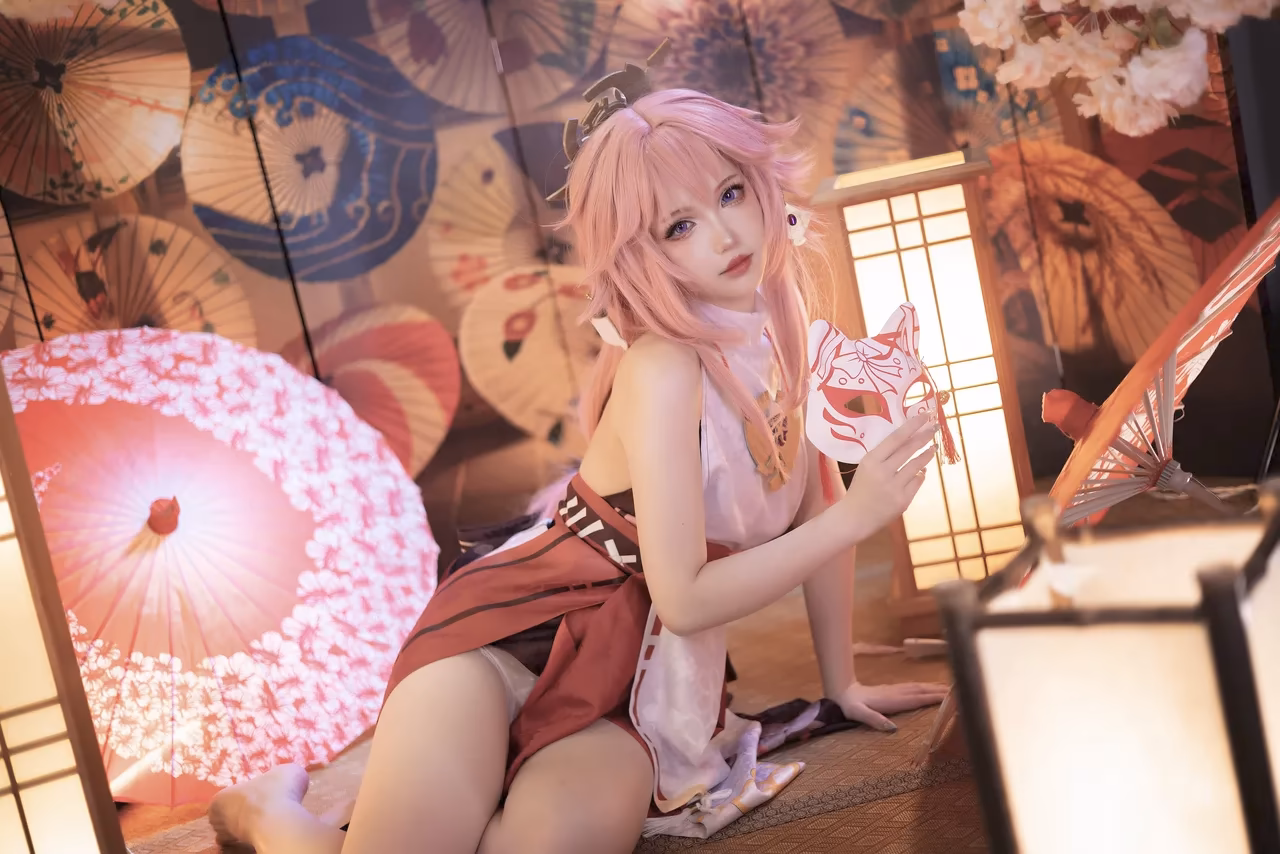 Yuki Astra as Yae Miko — cosplay photo 3 of 60