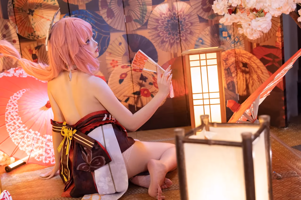 Yuki Astra as Yae Miko — cosplay photo 9 of 60