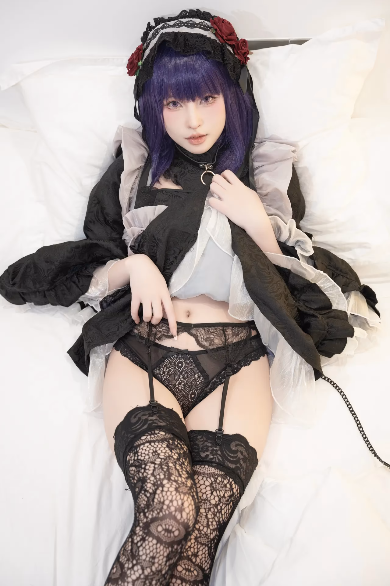 Yuno Shimizu as Shizuku Kuroe — cosplay photo 40 of 94