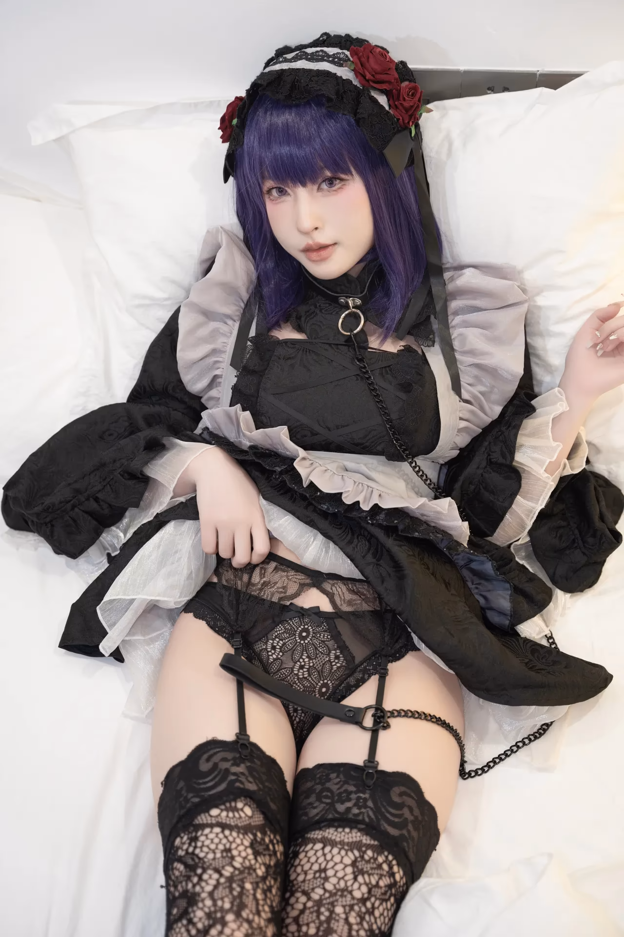 Yuno Shimizu as Shizuku Kuroe — cosplay photo 43 of 94