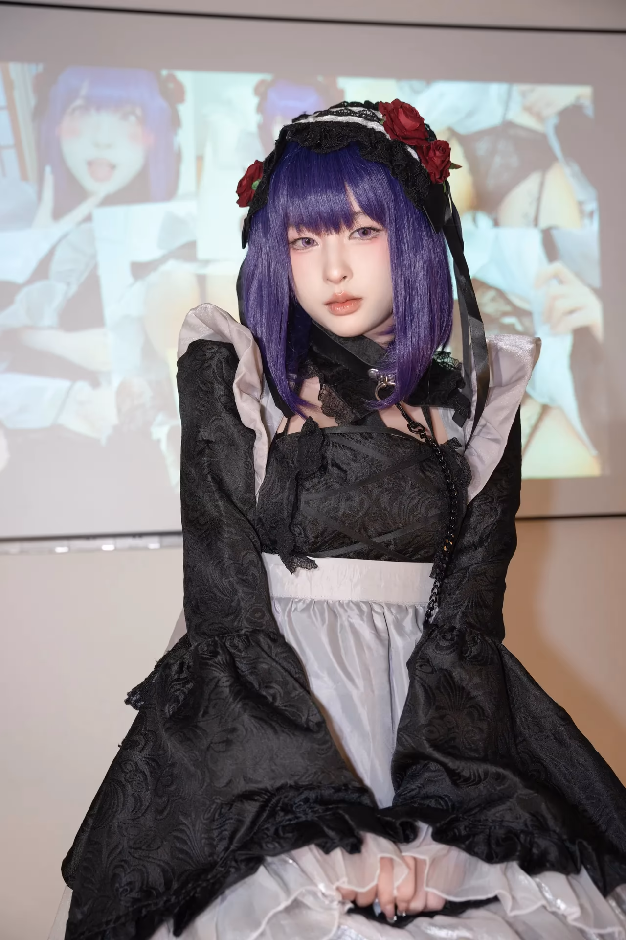 Yuno Shimizu as Shizuku Kuroe — cosplay photo 54 of 94