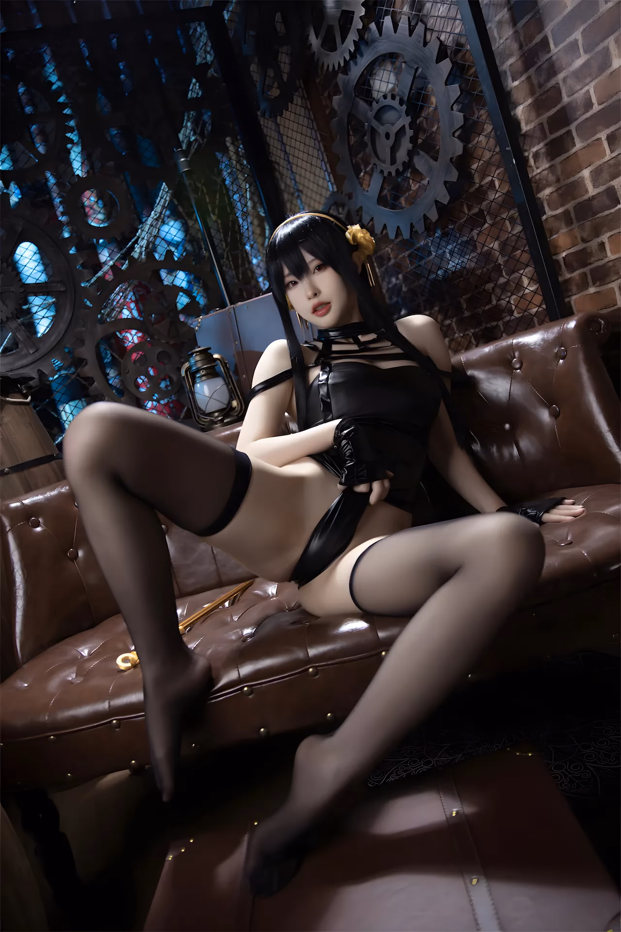 Yuno Shimizu as Yor Forger — cosplay photo 76 of 111