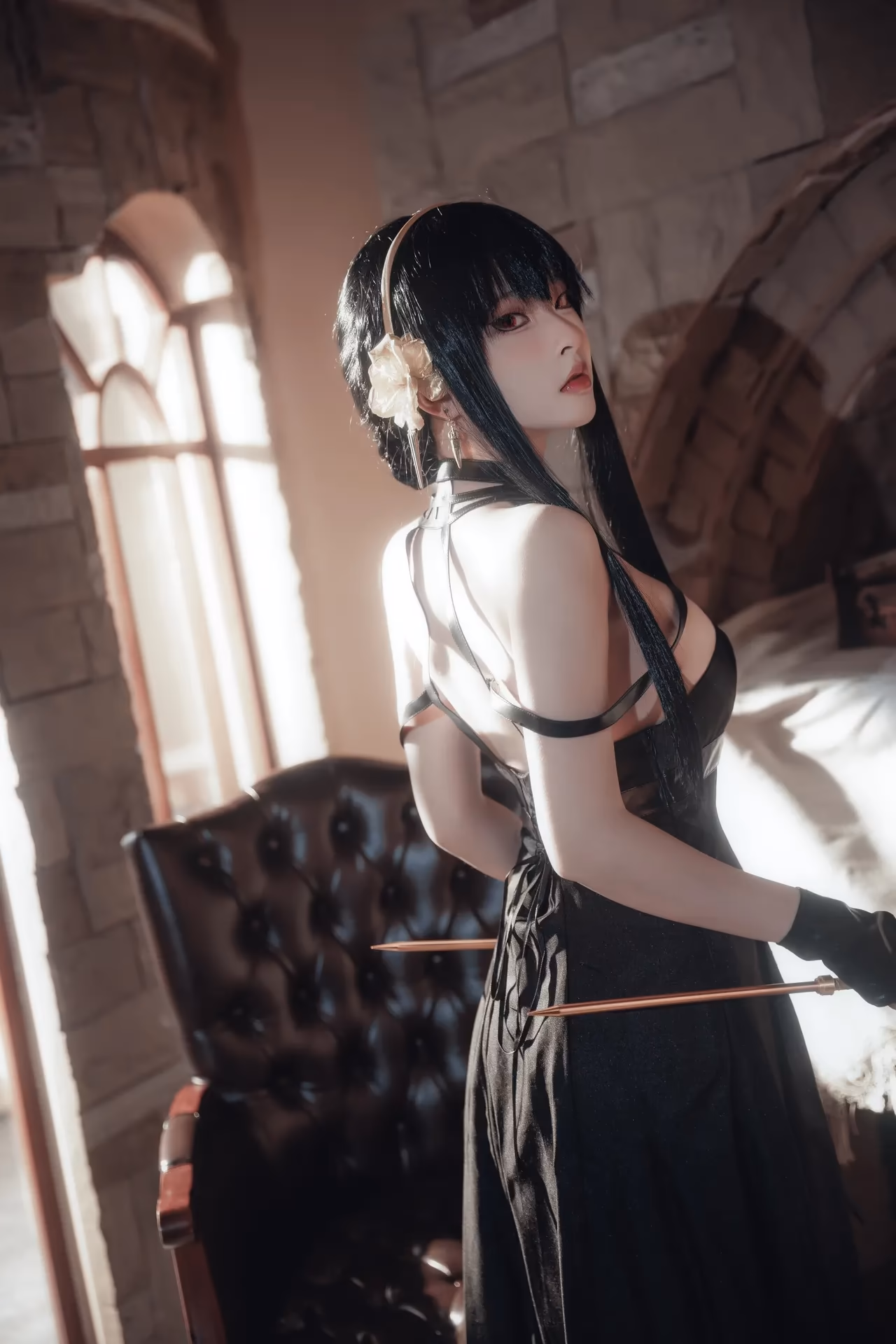 Yuno Shimizu as Yor Forger — cosplay photo 15 of 30