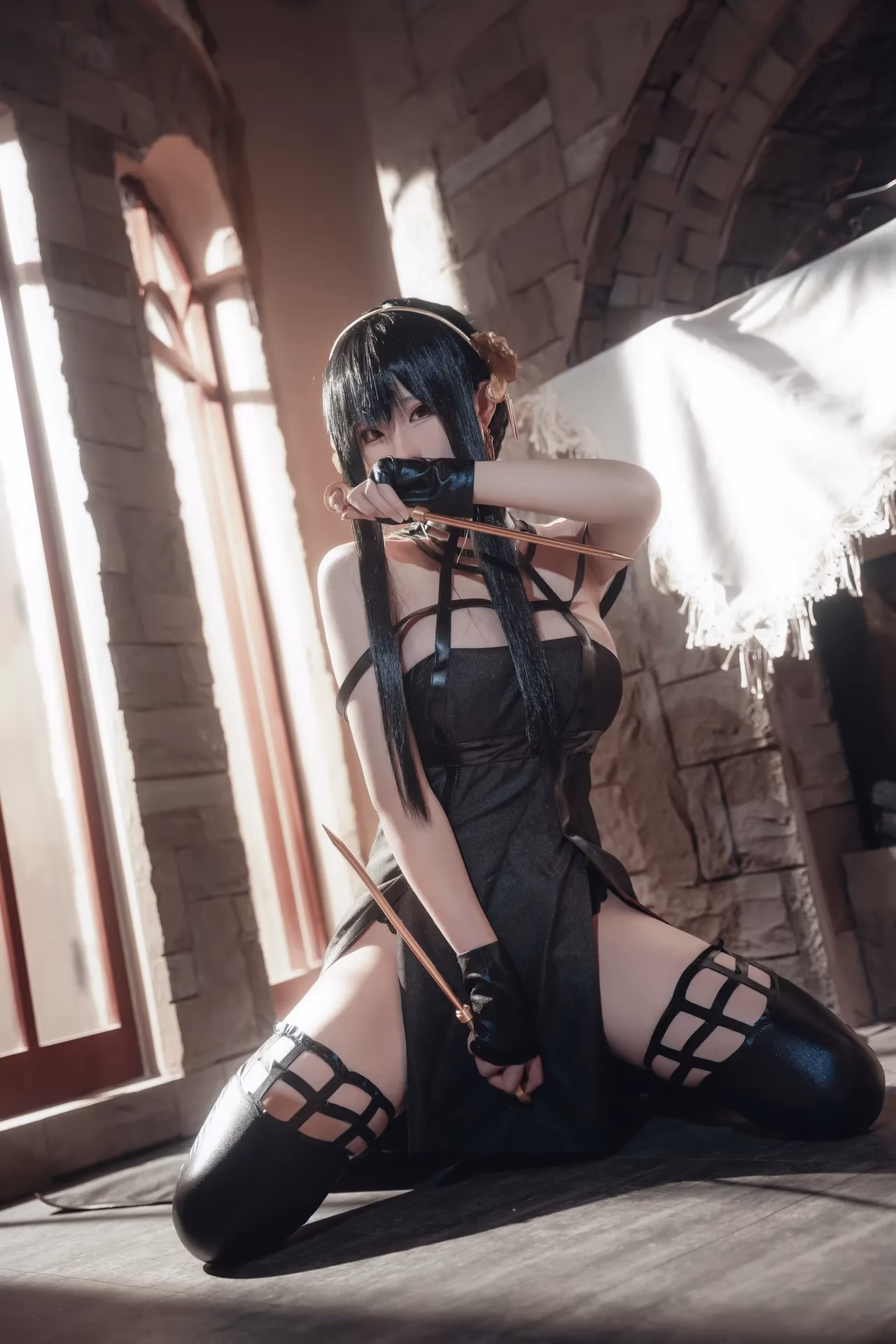 Yuno Shimizu as Yor Forger — cosplay photo 20 of 30