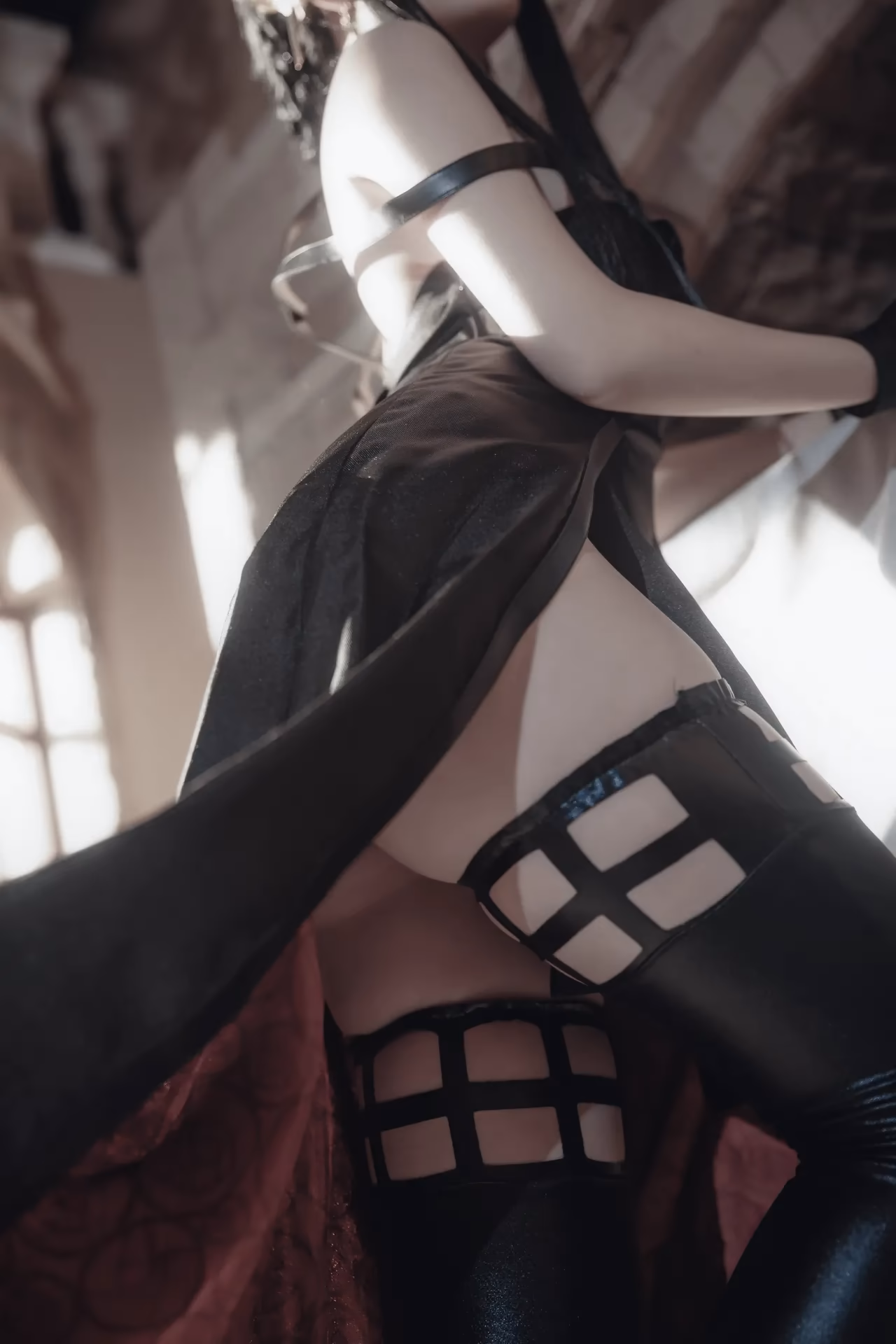 Yuno Shimizu as Yor Forger — cosplay photo 22 of 30
