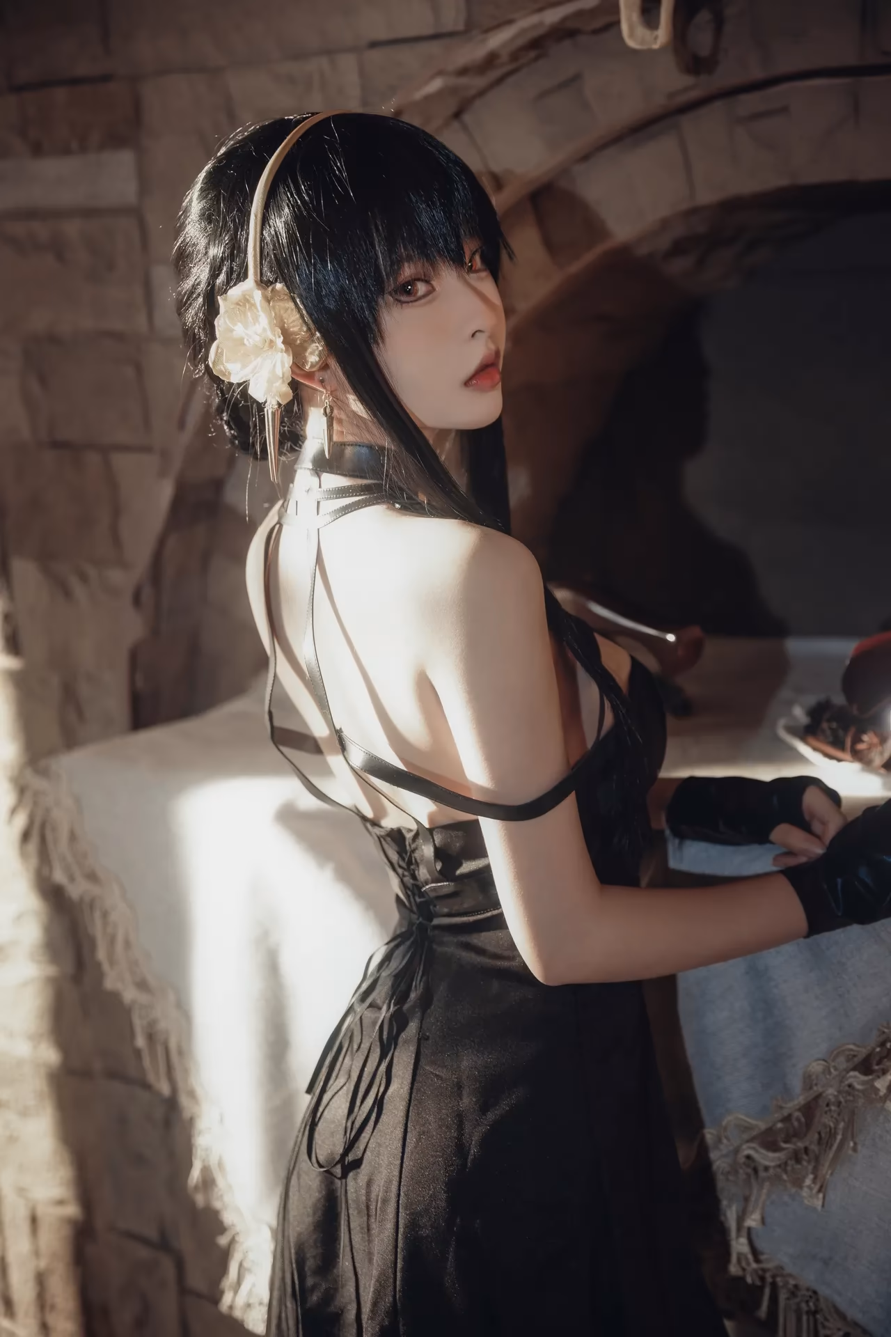 Yuno Shimizu as Yor Forger — cosplay photo 24 of 30