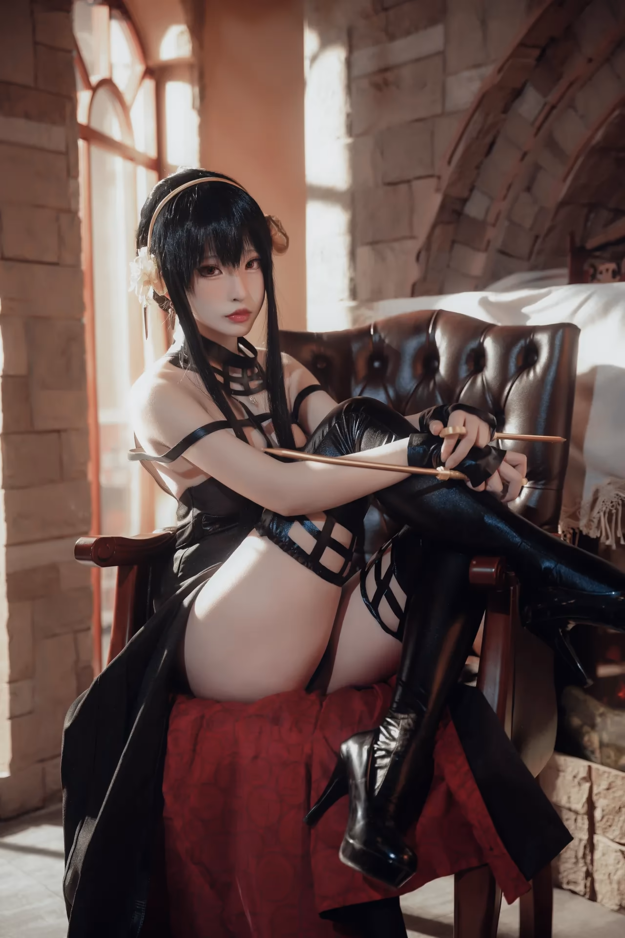 Yuno Shimizu as Yor Forger — cosplay photo 4 of 30