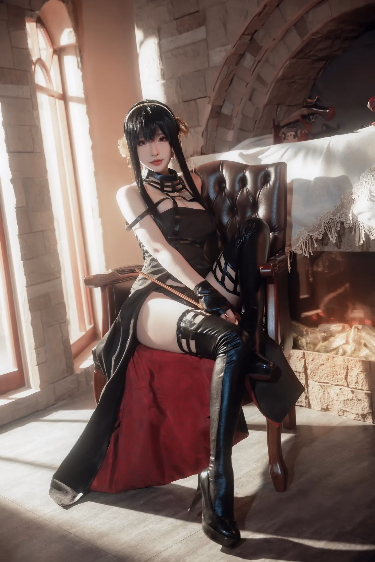 Yuno Shimizu as Yor Forger — cosplay photo 5 of 30