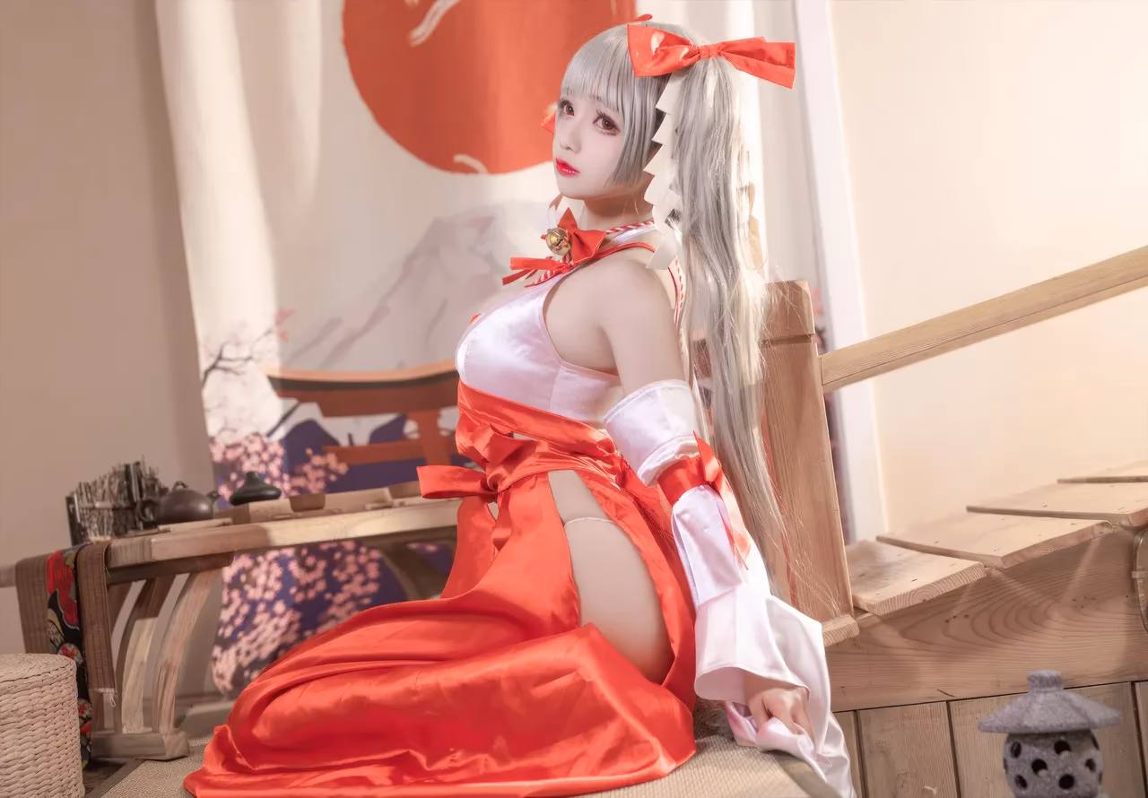 Zhuimingyou as Formidable — cosplay photo 13 of 41