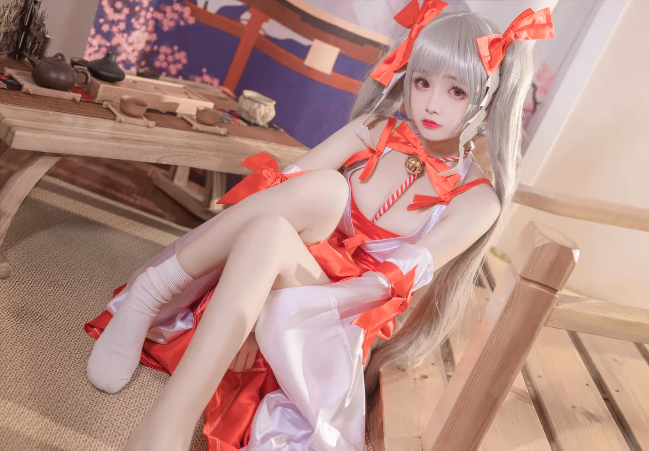 Zhuimingyou as Formidable — cosplay photo 20 of 41