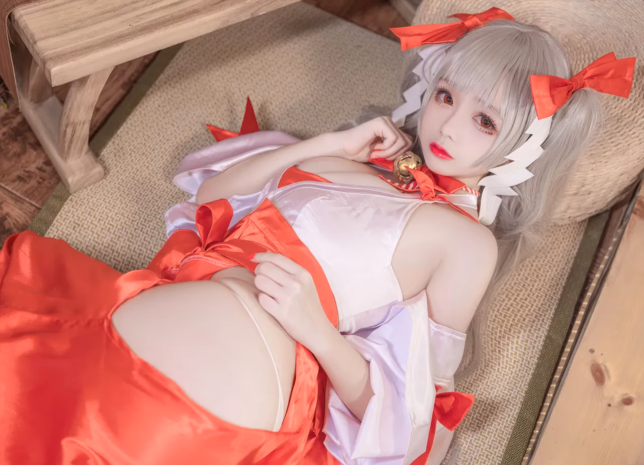 Zhuimingyou as Formidable — cosplay photo 5 of 41