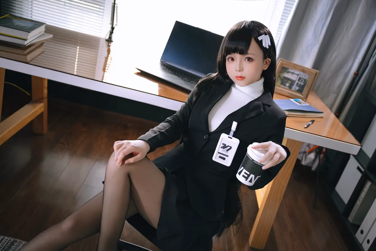 Zhuimingyou as Rio Tsukatsuki — cosplay photo 14 of 154