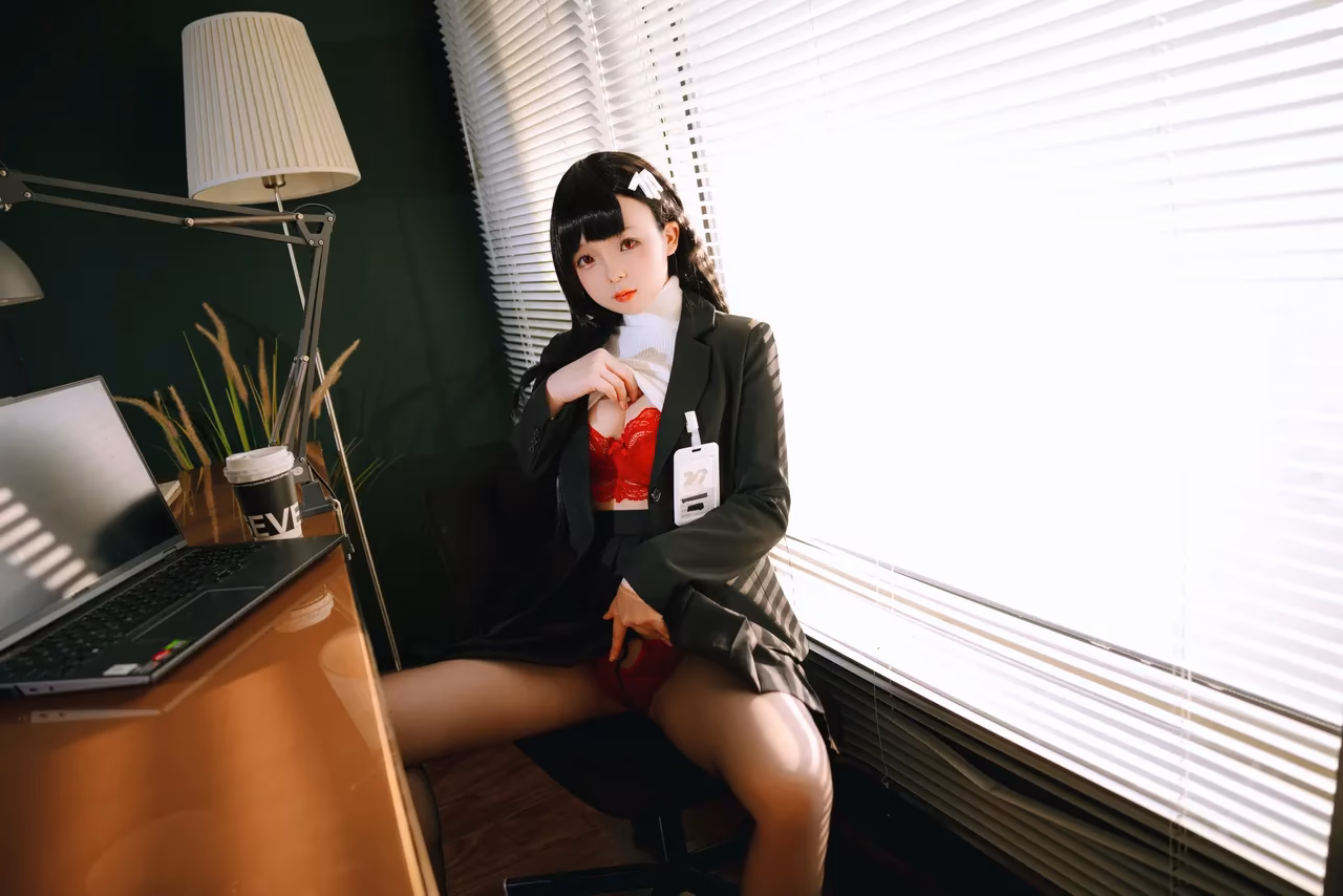 Zhuimingyou as Rio Tsukatsuki — cosplay photo 24 of 154