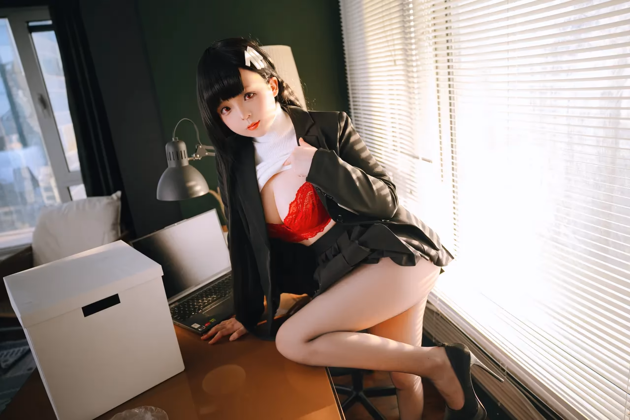Zhuimingyou as Rio Tsukatsuki — cosplay photo 30 of 154